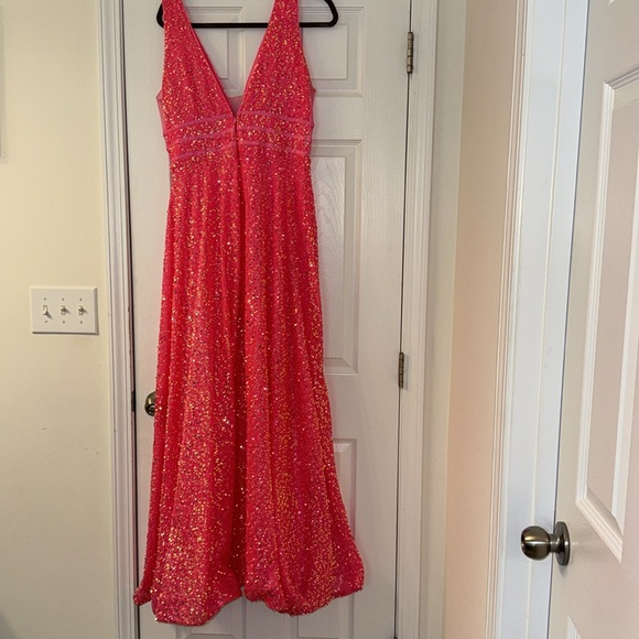 Long Pink Iridescent Sequin Dress V neck - Picture 2 of 6